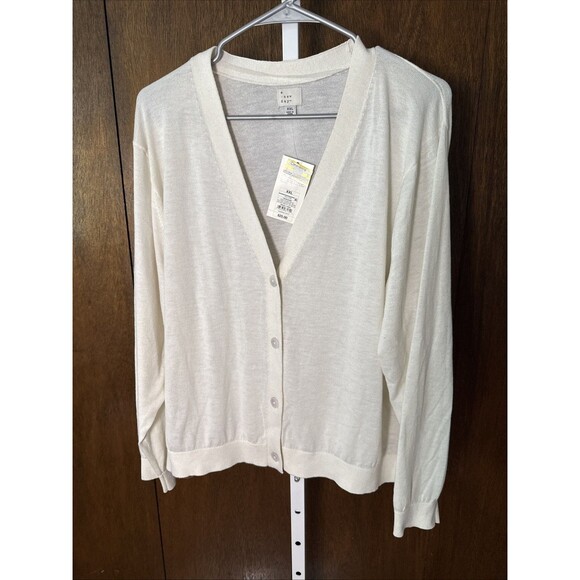 A New Day Cream Cardigan Sweater Women’s XXL Button-Up Lightweight Knit - Picture 1 of 4